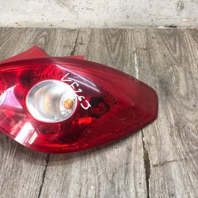 Фонарь Opel Corsa D 2007 Z14XEP 1.4 хетчбэк 3дв., Задн., Прав. - изображение 2
