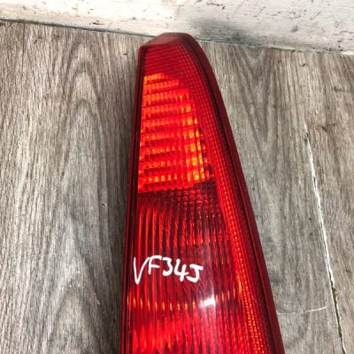 Фонарь Ford Fiesta 2002 FXJA хетчбэк 5дв., Задн., Прав. - изображение 3