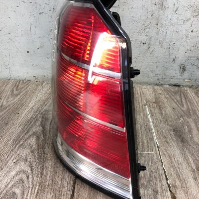Фонарь Opel Zafira B 2007 Z16XE1 1.6 минивен, Задн., Прав. - изображение 4