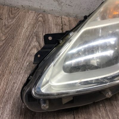 Фара Renault Clio 2009 D4F740 универсал, Перед., Лев. - изображение 2
