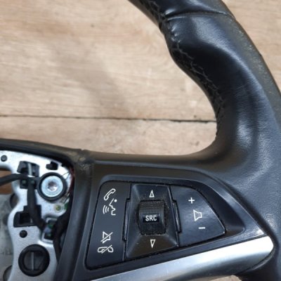 Руль Opel Insignia 2010 хетчбэк 5дв. A20DTJ 2.0 - изображение 18