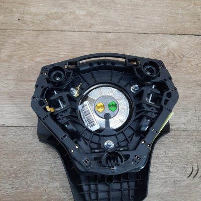 Аирбаг на руль Opel Corsa D 2012 A14XER 1.4 хетчбэк 5дв. - изображение 8
