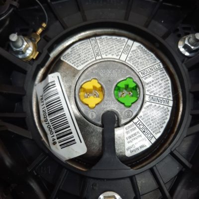 Аирбаг на руль Opel Corsa D 2012 A14XER 1.4 хетчбэк 5дв. - изображение 9