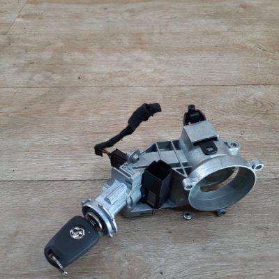 Замок зажигания Opel Corsa D 2012 A14XER 1.4 хетчбэк 5дв. - изображение 7