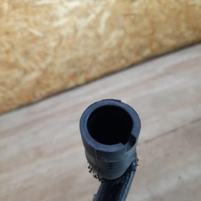 Трубка сапуна Opel insignia 2010 A20DTH хетчбэк 5 дв. - изображение 7