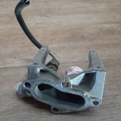Фланец системы охлаждения Ford Fiesta 5 2006 FUJA хетчбэк 5-ти дв. - изображение 5