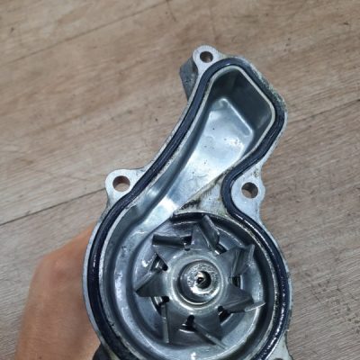 Помпа Honda Civic 2006 R18A2 хетчбэк 5дв. - изображение 6