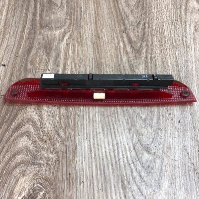 Стоп-сигнал крышки багажника Ford Focus 2 2007 HXDA хетчбэк 5дв. - изображение 4