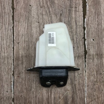 Замок крышки багажника Honda Civic 2007 хетчбэк 5дв. R18A2 Задн. - изображение 5
