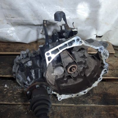 МКПП Volkswagen Golf 2002 хетчбэк 3дв. AUM - изображение 3