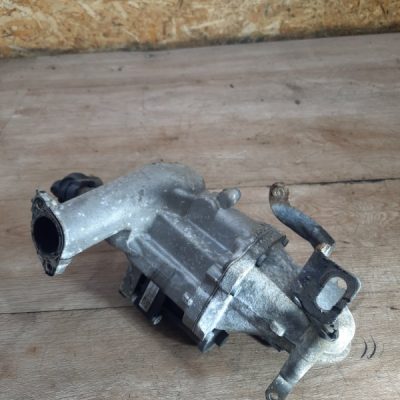 Клапан EGR (ЕГР) Peugeot 308 2012 DV6CTED - изображение 3