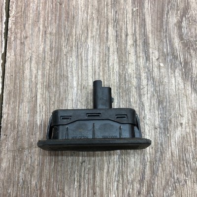 Кнопка открывания багажника Renault Clio 2009 универсал D4F740 Задн. - изображение 2