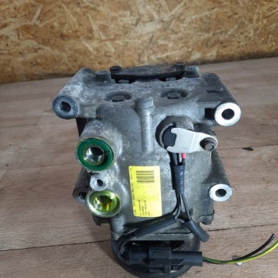 Компрессор кондиционера Ford Fiesta 5 2005 хетчбэк 5дв. FXJB - изображение 4