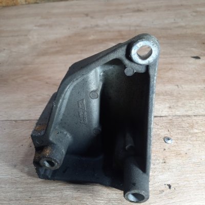 Кронштейн Nissan Qashqai 2008 Джип Внедорожник K9K Задн. - изображение 3