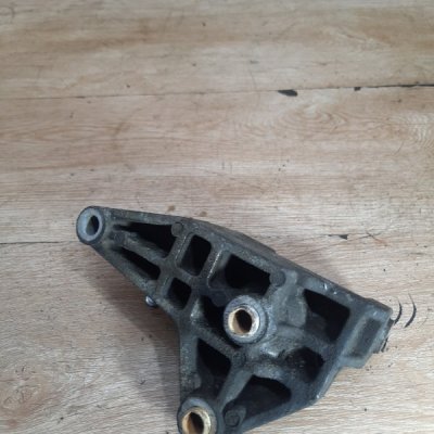 Кронштейн генератора MG MGF 1997 седан 4дв. 18K4F - изображение 6