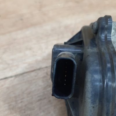 Дроссельная заслонка Ford Fiesta 2004 FXJB хетчбэк 5дв. - изображение 4