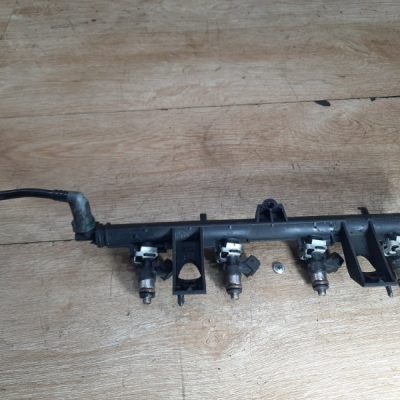 Топливная рампа Renault Clio 2006 D4F740 хетчбэк 3дв. - изображение 2