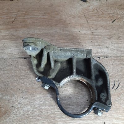 Кронштейн промежуточного вала Renault Clio 2009 универсал D4F740 - изображение 4