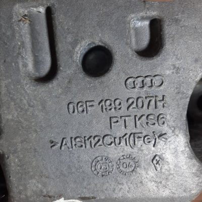 Кронштейн двигателя Audi A3 2004 BLR хетчбэк 3дв. - изображение 4