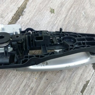 Ручка двери внешняя Chevrolet AVEO 2013 седан F16D4 Перед. Лев. - изображение 6