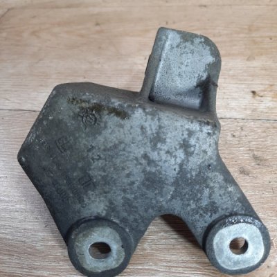 Кронштейн тросов переключения Opel Vectra C 2007 хетчбэк 5 д. Z18XER - изображение 3