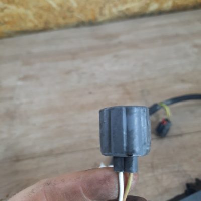 Проводка форсунок Ford Fiesta 5 2004 FUJB хетчбэк 3дв. - изображение 2