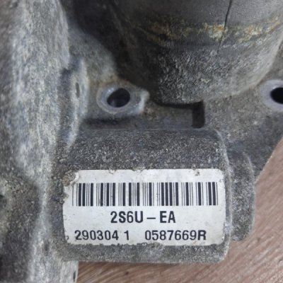 Дроссельная заслонка Ford Fiesta 5 2004 хетчбэк 3дв. FUJB - изображение 3