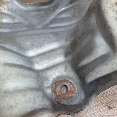 Кожух выпускного коллектора Honda Jazz 2005 L13A1 хетчбэк 5дв. - изображение 5