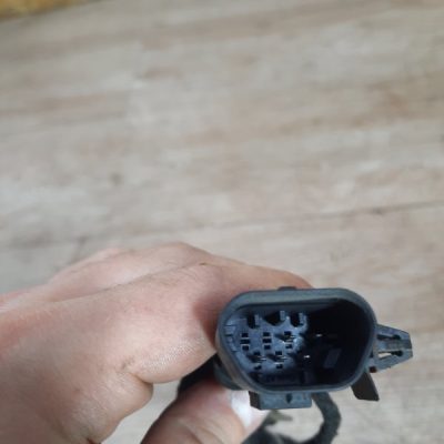 Проводка форсунок Opel Astra J 2010 A18XER хетчбэк 3-х дв. - изображение 3