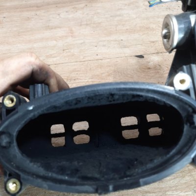 Коллектор впускной Jeep Compass 2011 внедорожник OM651 - изображение 12