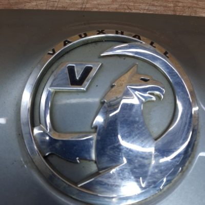 Ручка крышки багажника Opel Astra J 2010 хетчбэк 5дв. - изображение 2