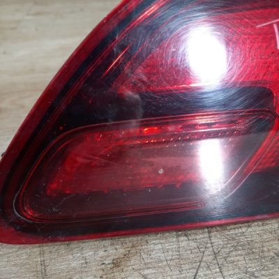Фонарь крышки багажника Opel Astra J 2010 хетчбэк 5дв., Задн., Прав. - изображение 4