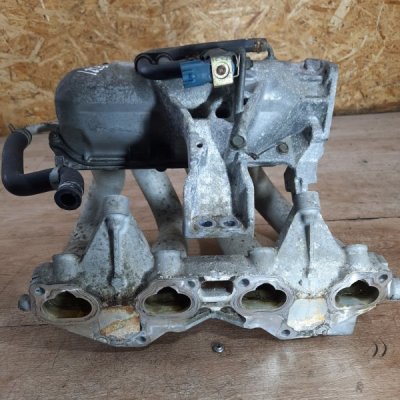 Коллектор впускной Nissan Primera 2002 седан QG18DE - изображение 8