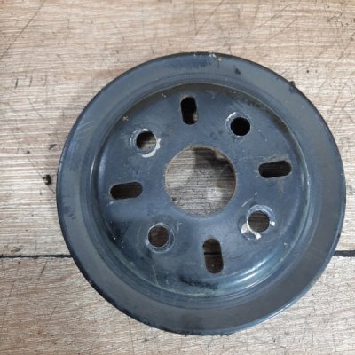 Шкив помпы Nissan Primera 2002 седан QG18DE - изображение 3