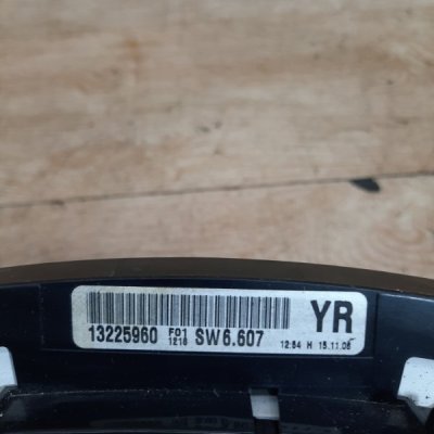 Панель приборов Opel Astra H 2007 фургон Z13DTH - изображение 9