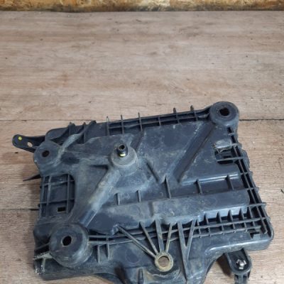 Полка аккумулятора Fiat Punto 2007 199A7.000 хетчбэк 3дв. - изображение 4