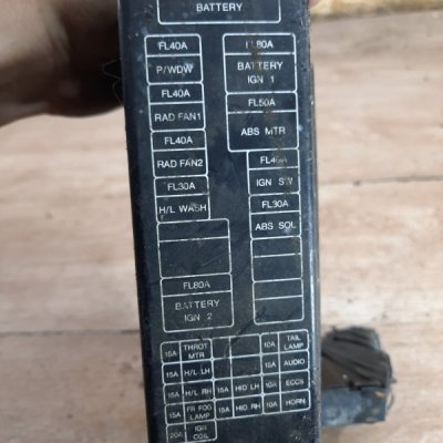 Блок предохранителей Nissan Primera 2002 хетчбэк 5дв. QR20DE - изображение 2