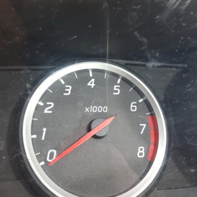 Панель приборов Nissan Primera 2002 QG18DE седан 4дв. - изображение 2
