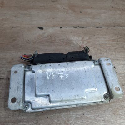 Блок управления двигателем Peugeot 107 2007 1KR-FE(384F) хетчбэк 5дв. - изображение 4