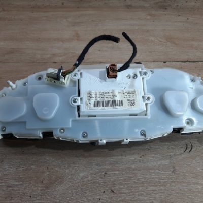Панель приборов Peugeot 208 2012 EB2(HMZ) хетчбэк 3дв. - изображение 9