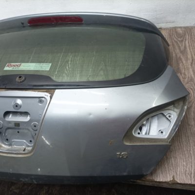 Дверь багажника Opel Astra J 2010, Задн. - изображение 5