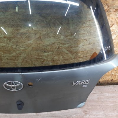 Дверь багажника Toyota Yaris 2004 хетчбэк 3дв. 2SZ-FE - изображение 16