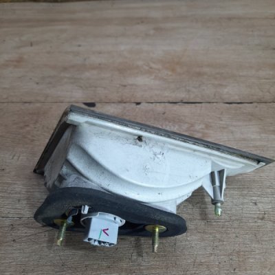 Фонарь противотуманный Honda Stream 2004 минивен K20A1 Задн. - изображение 5