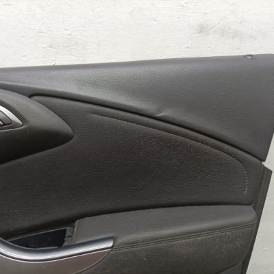 Обшивка двери Opel Astra J 2013 хетчбэк 5-ти дв. Z16XER Перед. Прав. - изображение 7