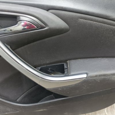Обшивка двери Opel Astra J 2013 хетчбэк 5-ти дв. Z16XER Перед. Прав. - изображение 8