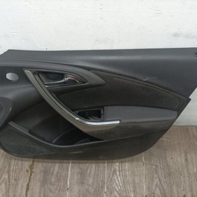 Обшивка двери Opel Astra J 2013 хетчбэк 5-ти дв. Z16XER Перед. Прав. - изображение 3