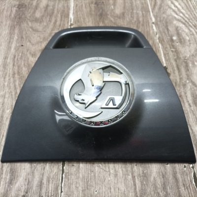 Ручка крышки багажника Opel Astra J 2010 A16XER хетчбэк 5-ти дв., Задн. - изображение 6