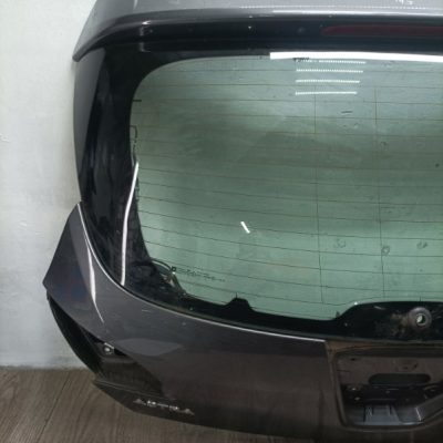 Дверь багажника Opel Astra J 2010 A16XER хетчбэк 5-ти дв., Задн. - изображение 3