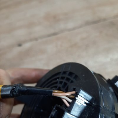Шлейф руля Opel Insignia 2010 универсал A20DTH 2.0 - изображение 3