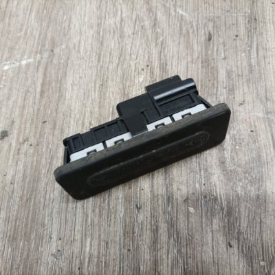 Кнопка открывания багажника Peugeot 208 2012 хетчбэк 3дв. EB2(HMZ) Задн. - изображение 6